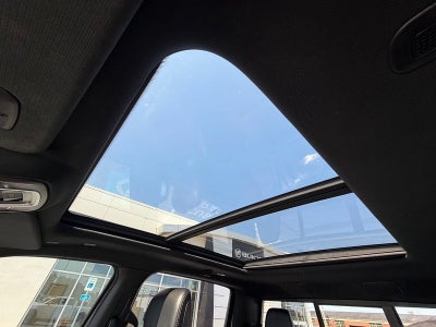 2022 RAM 1500 Laramie Crew Cab 4x4 5'7" Box