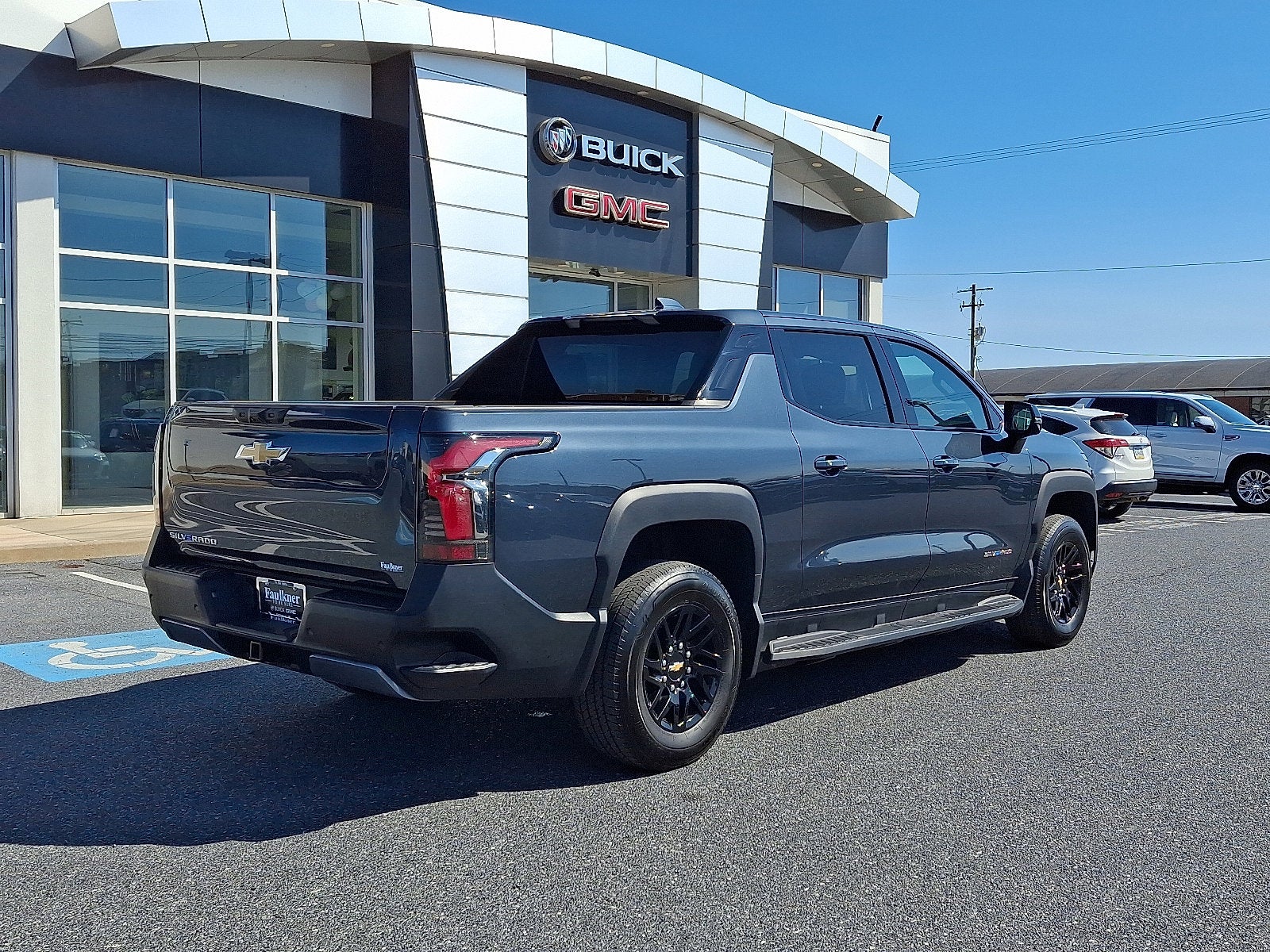 2025 Chevrolet Silverado EV LT - Extended Range