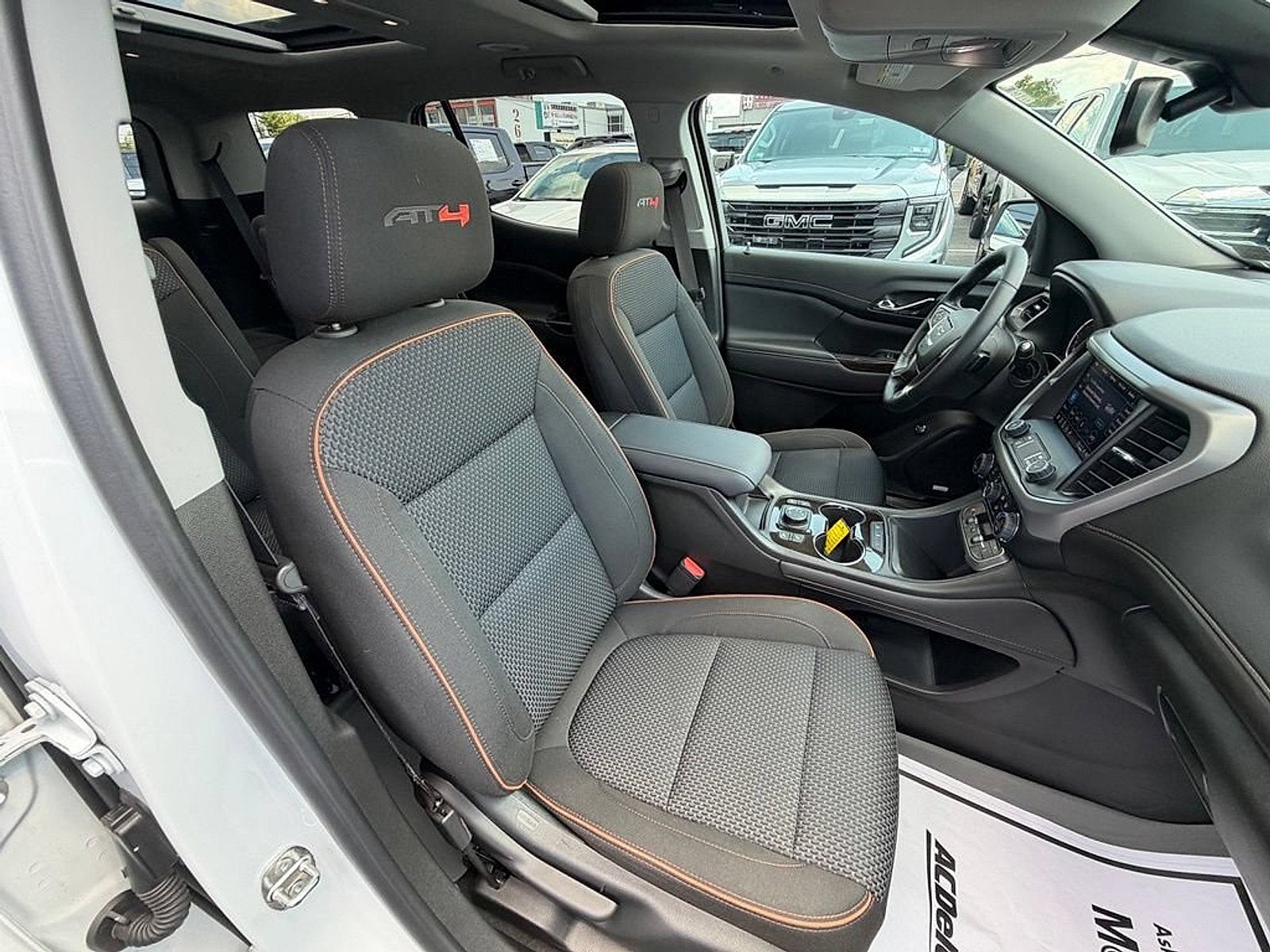 2023 GMC Acadia AT4