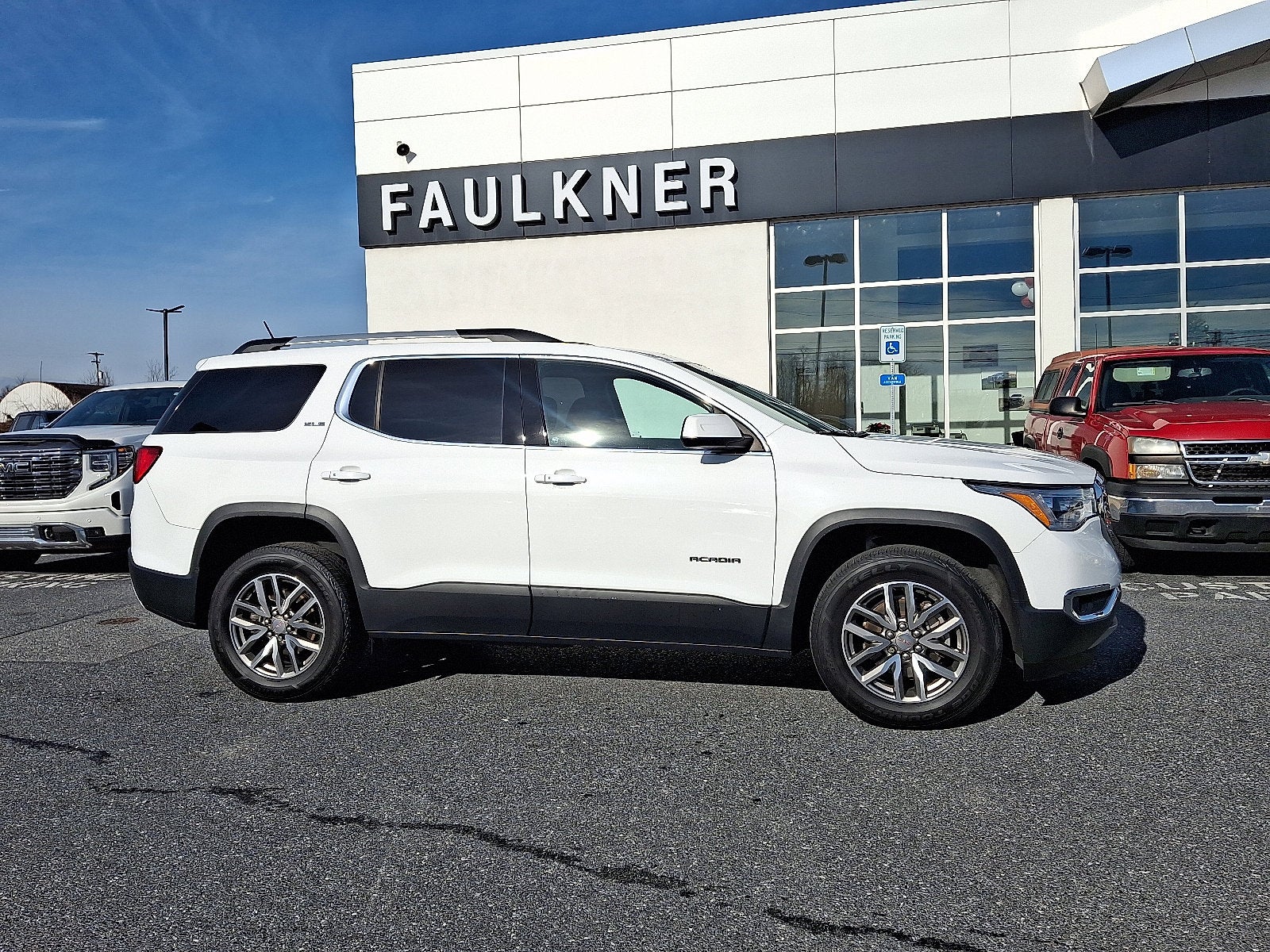 2019 GMC Acadia SLE