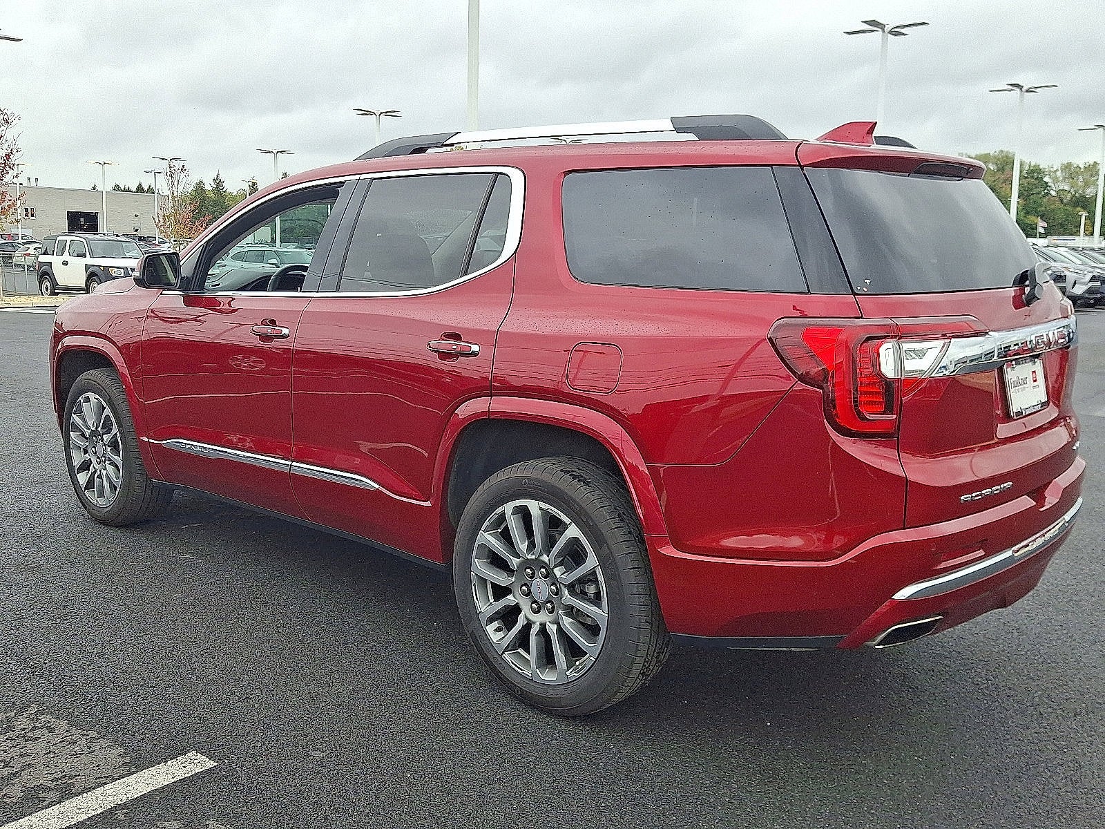 2023 GMC Acadia Denali