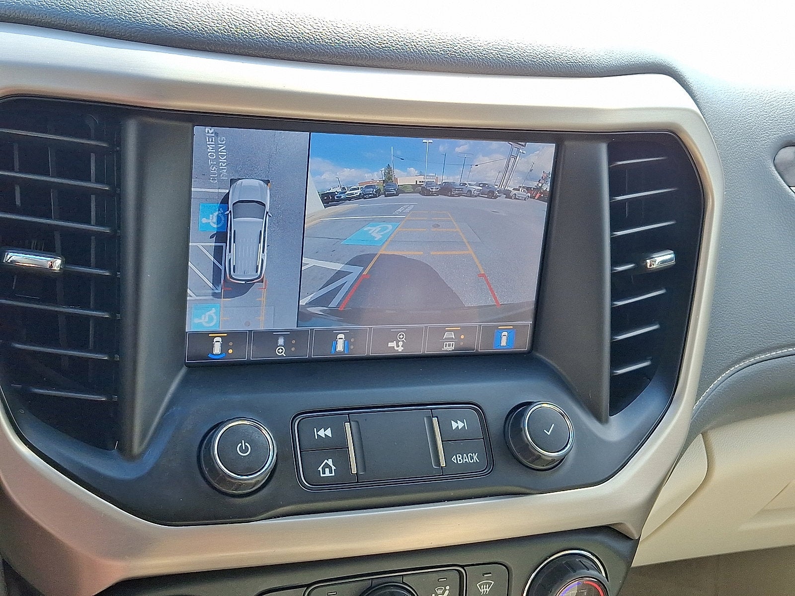 2021 GMC Acadia Denali