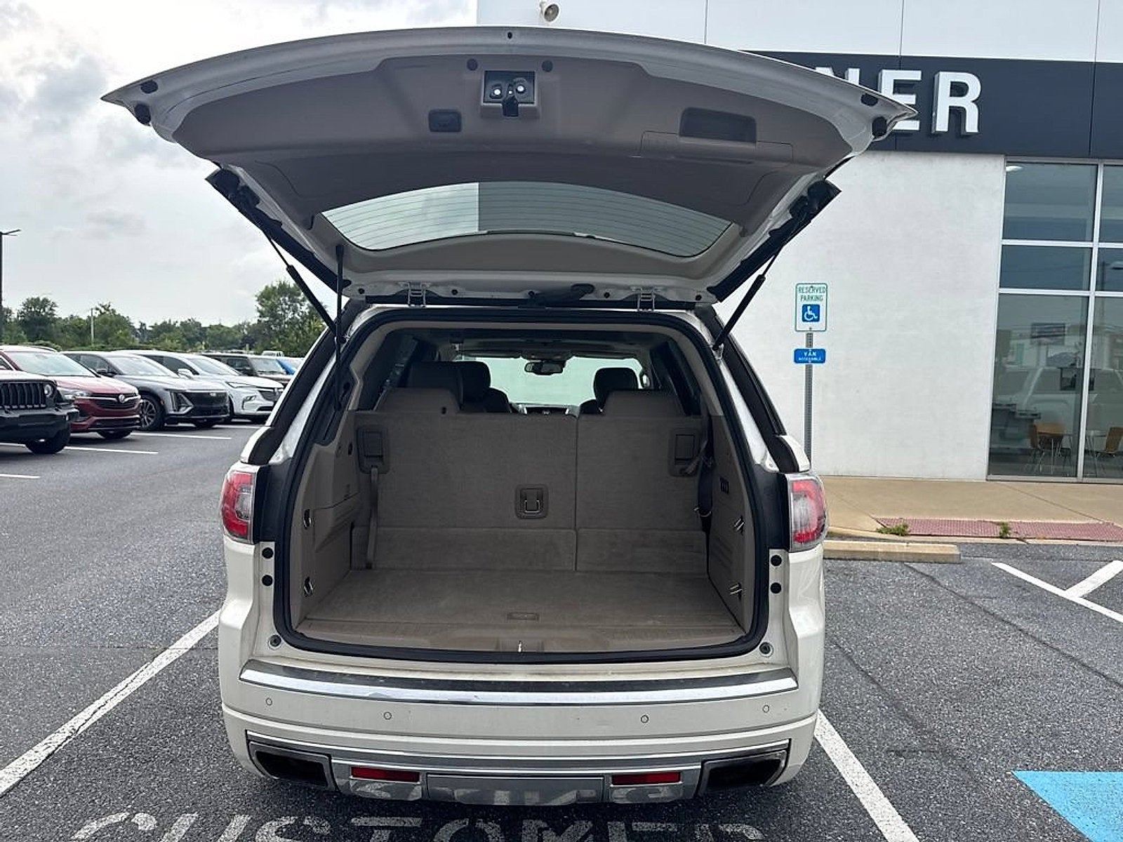 2015 GMC Acadia Denali
