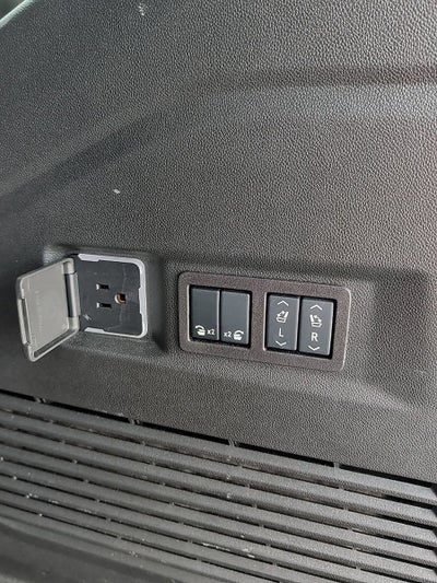 2025 GMC Yukon Denali Ultimate