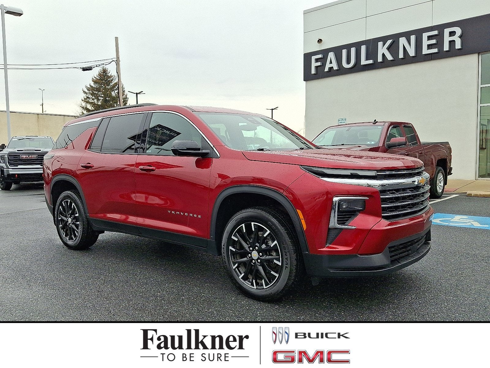 2024 Chevrolet Traverse LT