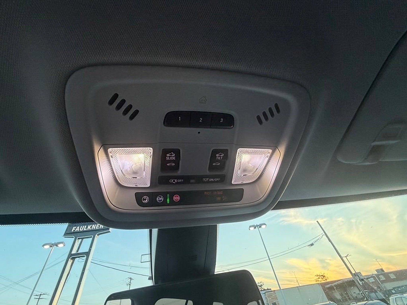 2020 Chevrolet Traverse Premier
