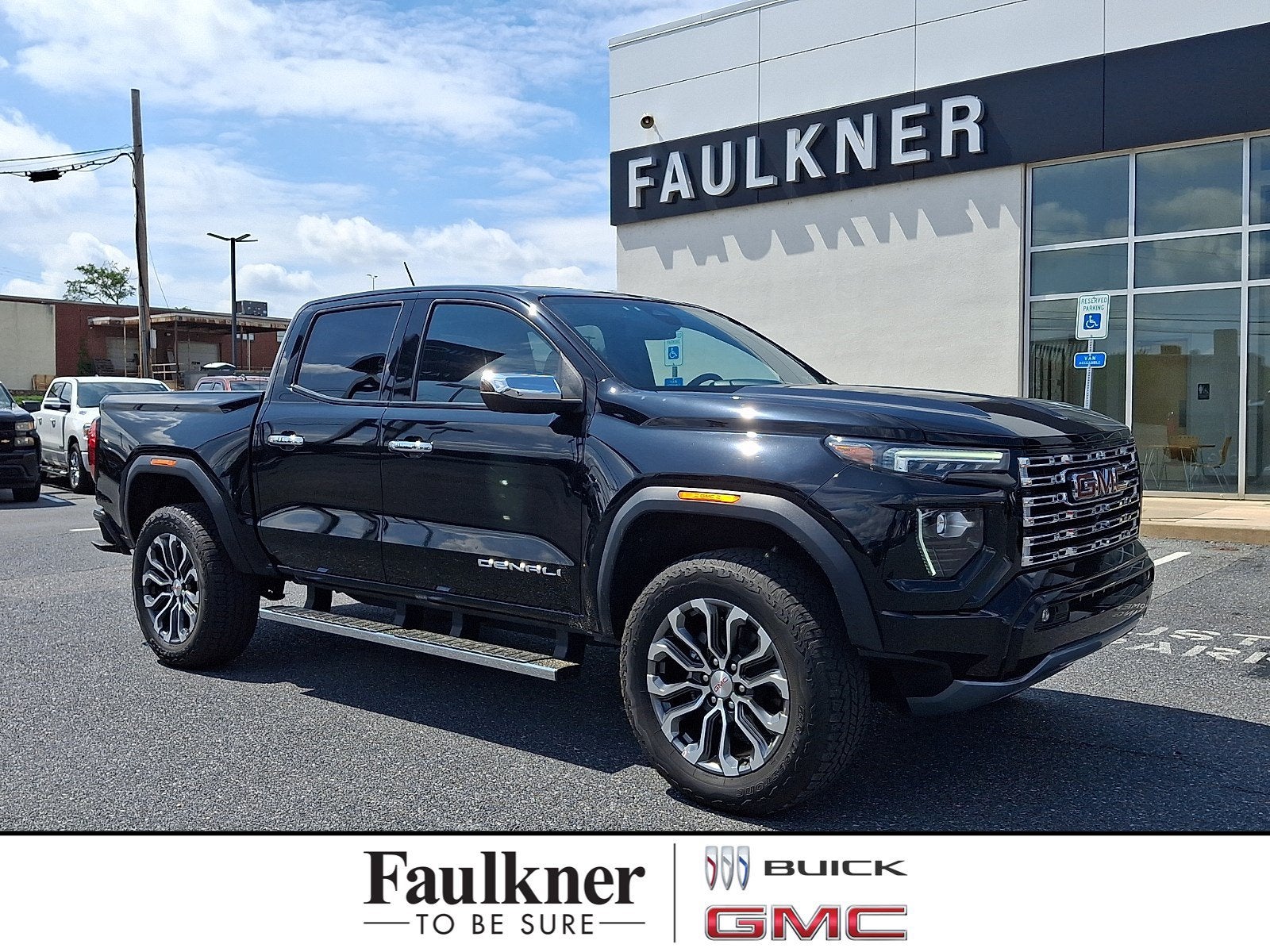 2023 GMC Canyon Denali
