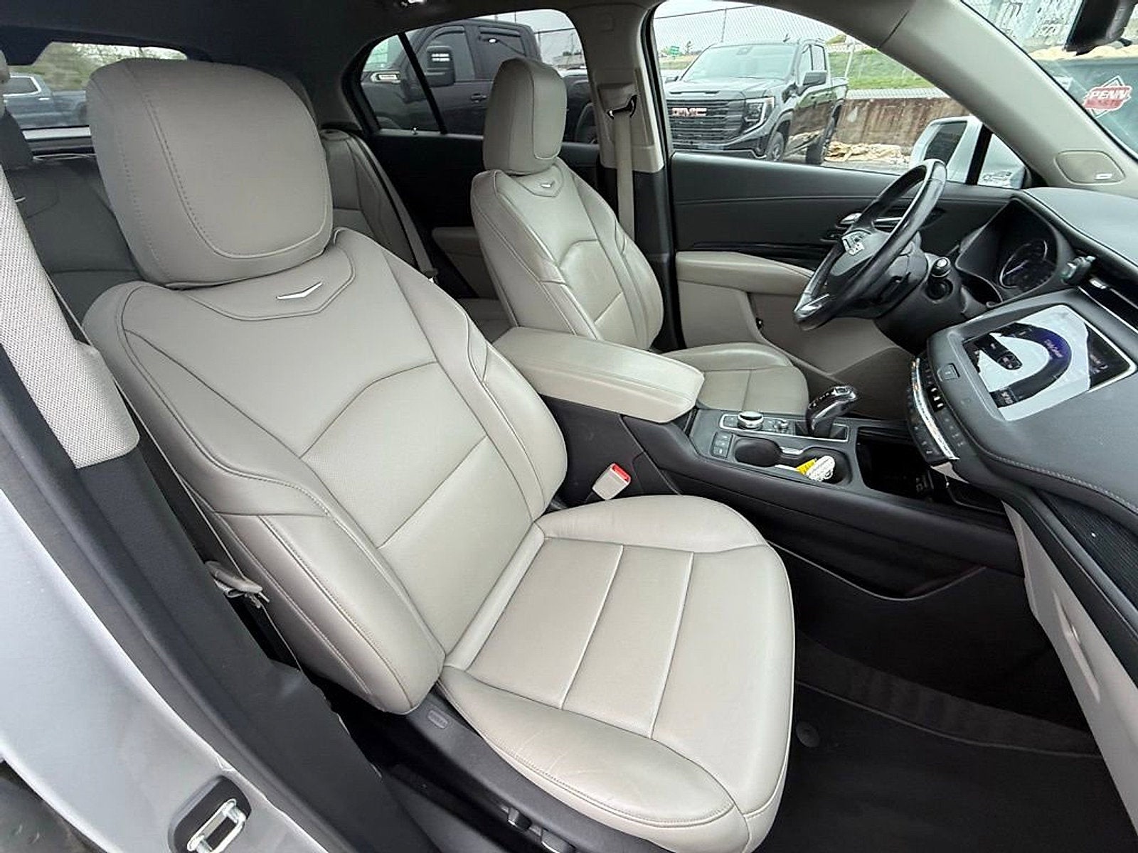 2019 Cadillac XT4 AWD Premium Luxury