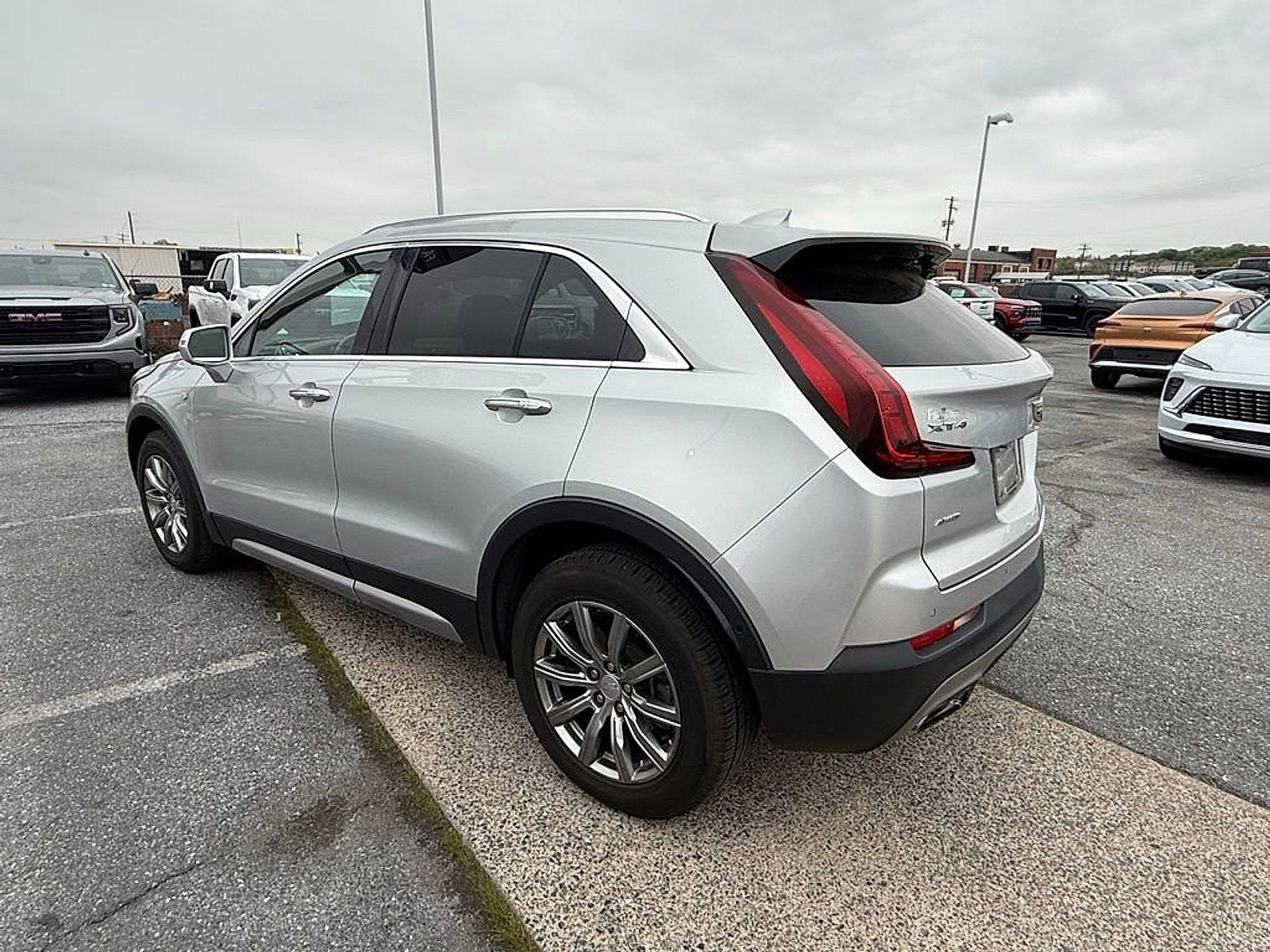 2019 Cadillac XT4 AWD Premium Luxury