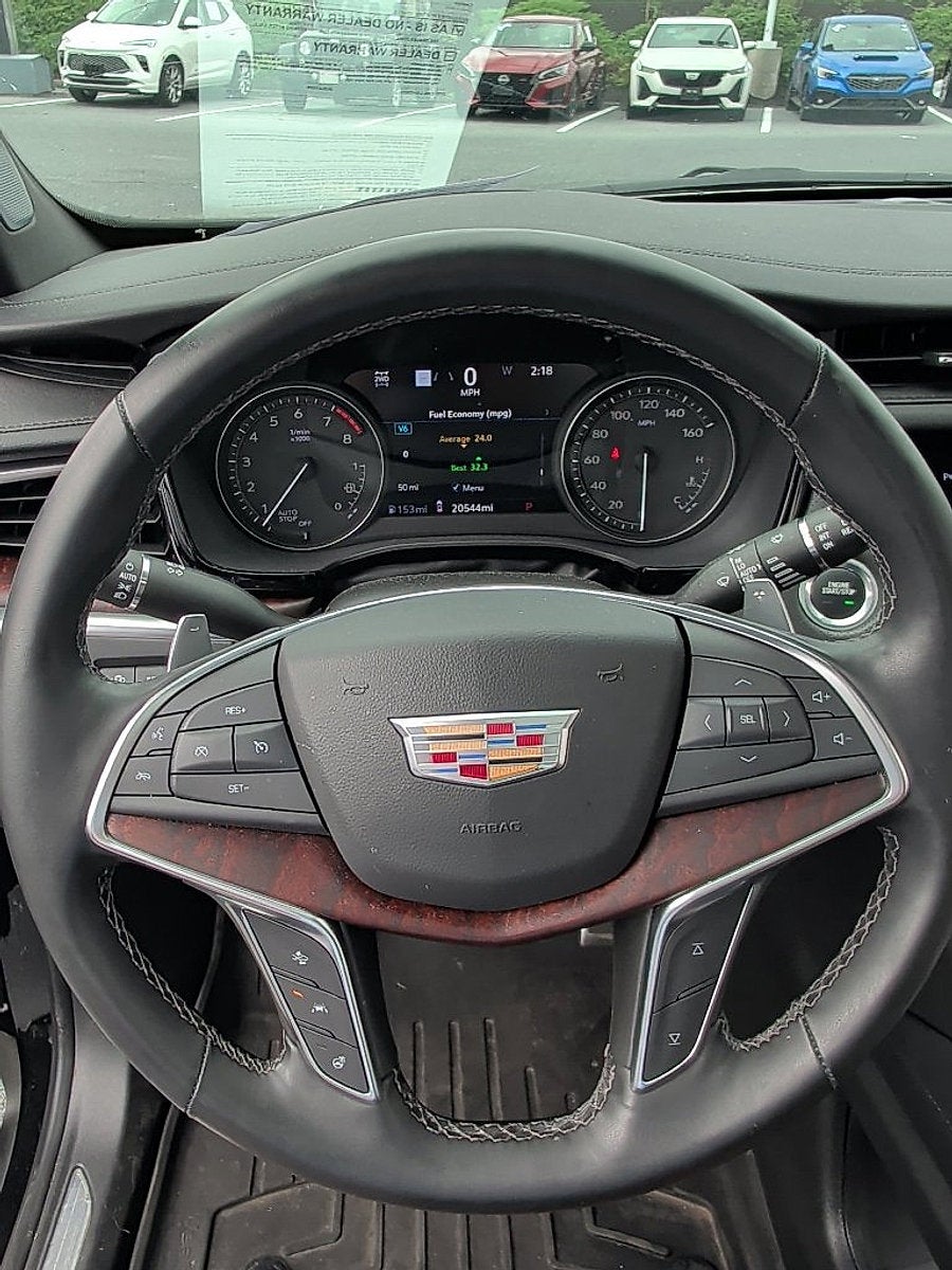 2025 Cadillac XT5 Sport