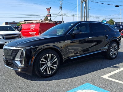 2024 Cadillac LYRIQ Luxury 1