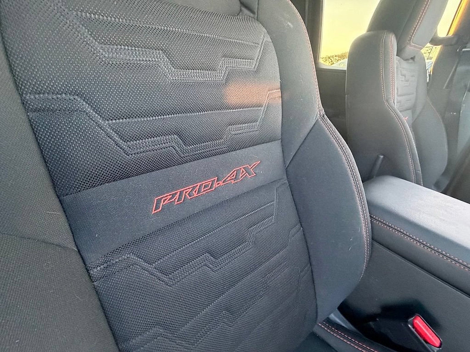 2024 Nissan Frontier Crew Cab PRO-4X 4x4