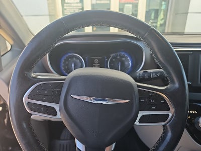 2020 Chrysler Voyager LX