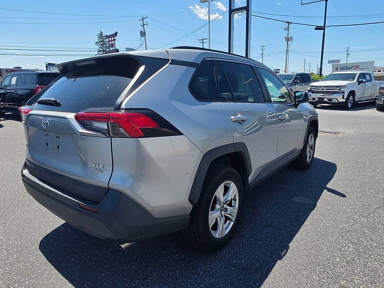 2021 Toyota RAV4 XLE