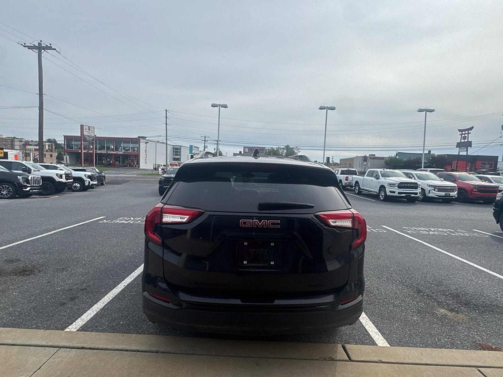 2023 GMC Terrain SLT
