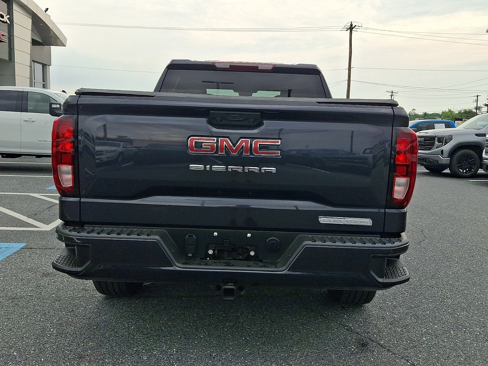 2024 GMC Sierra 1500 Elevation