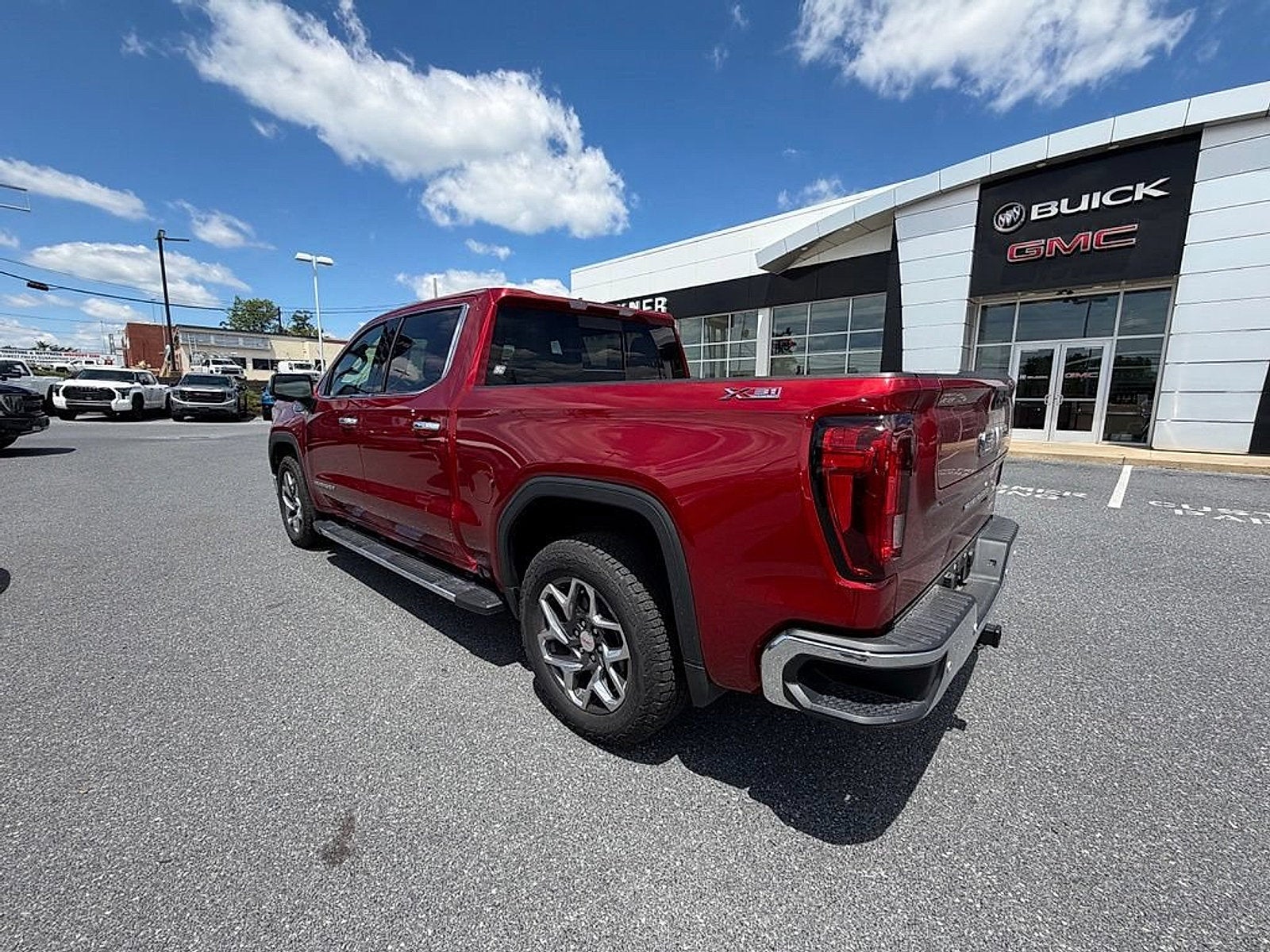 2024 GMC Sierra 1500 SLT