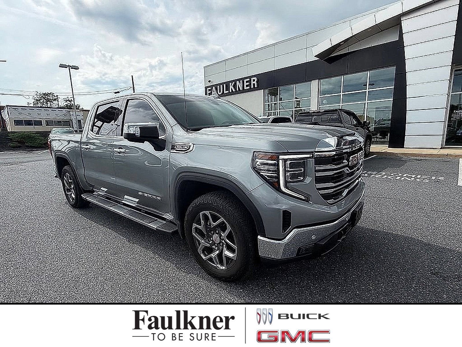 2024 GMC Sierra 1500 SLT