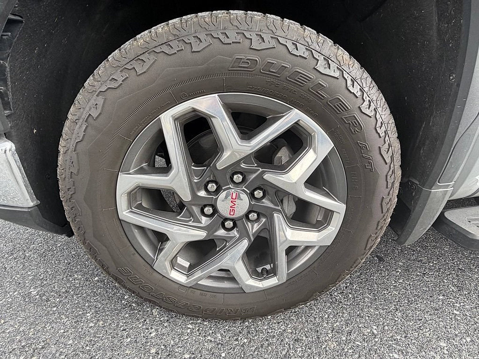 2024 GMC Sierra 1500 SLT