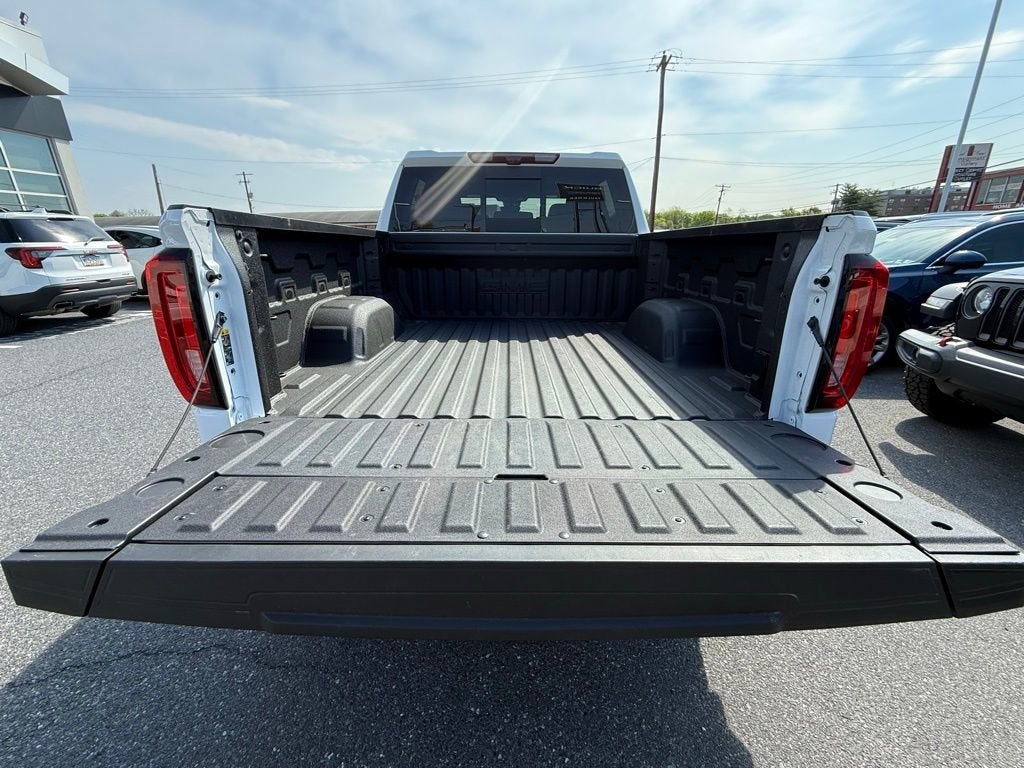 2025 GMC Sierra 1500 AT4