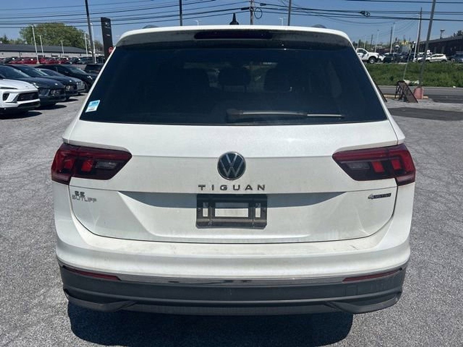 2023 Volkswagen Tiguan SE