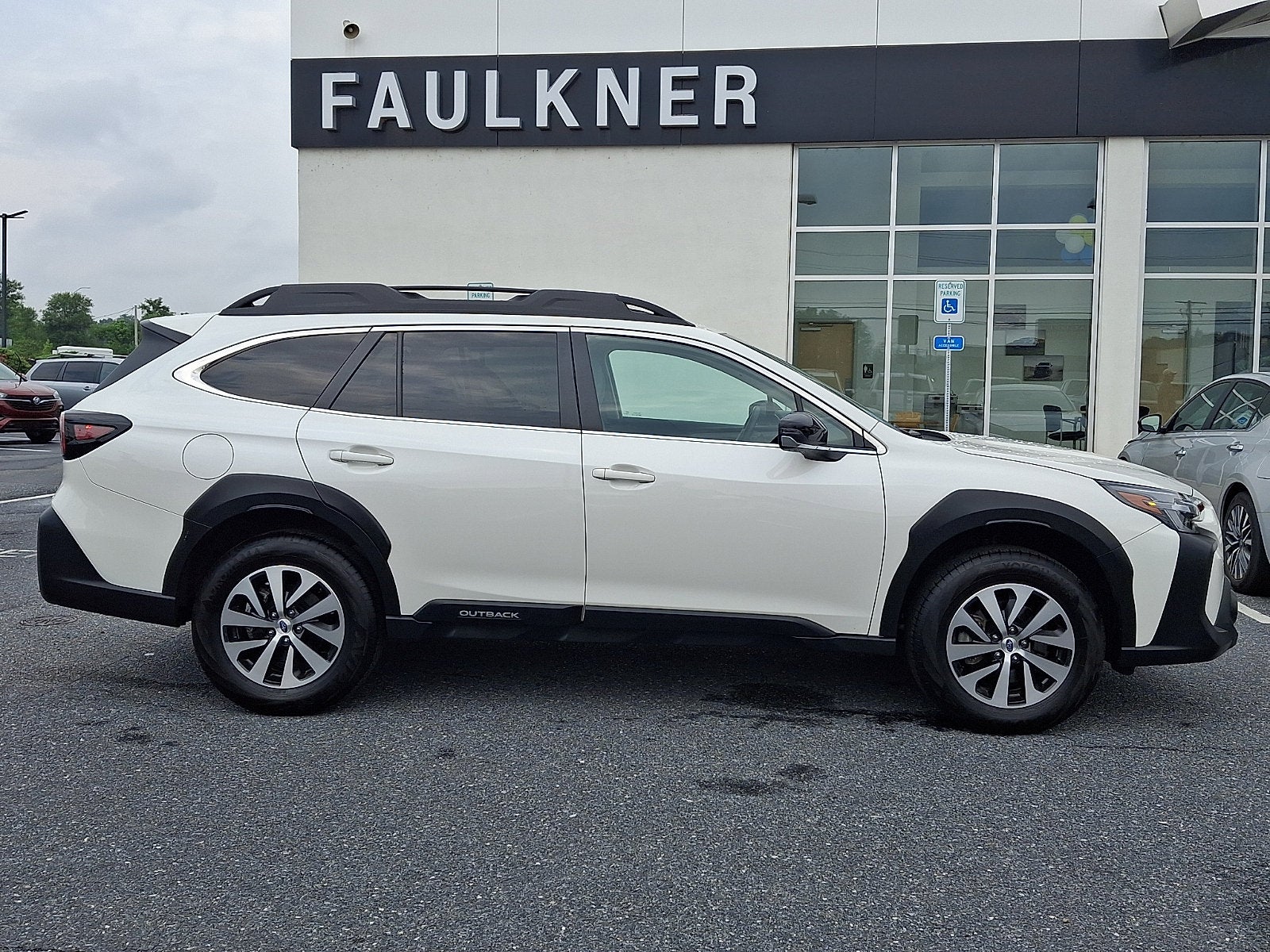 2025 Subaru Outback Premium