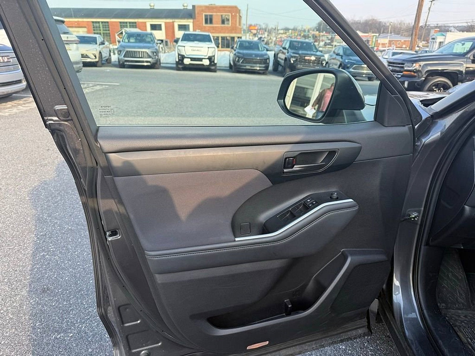 2022 Toyota Highlander L