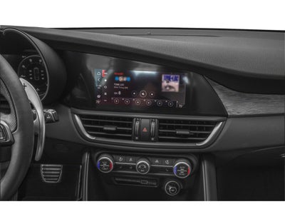 2024 Alfa Romeo Giulia Quadrifoglio RWD