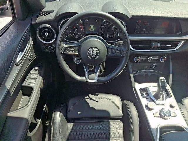 2022 Alfa Romeo Stelvio Veloce AWD