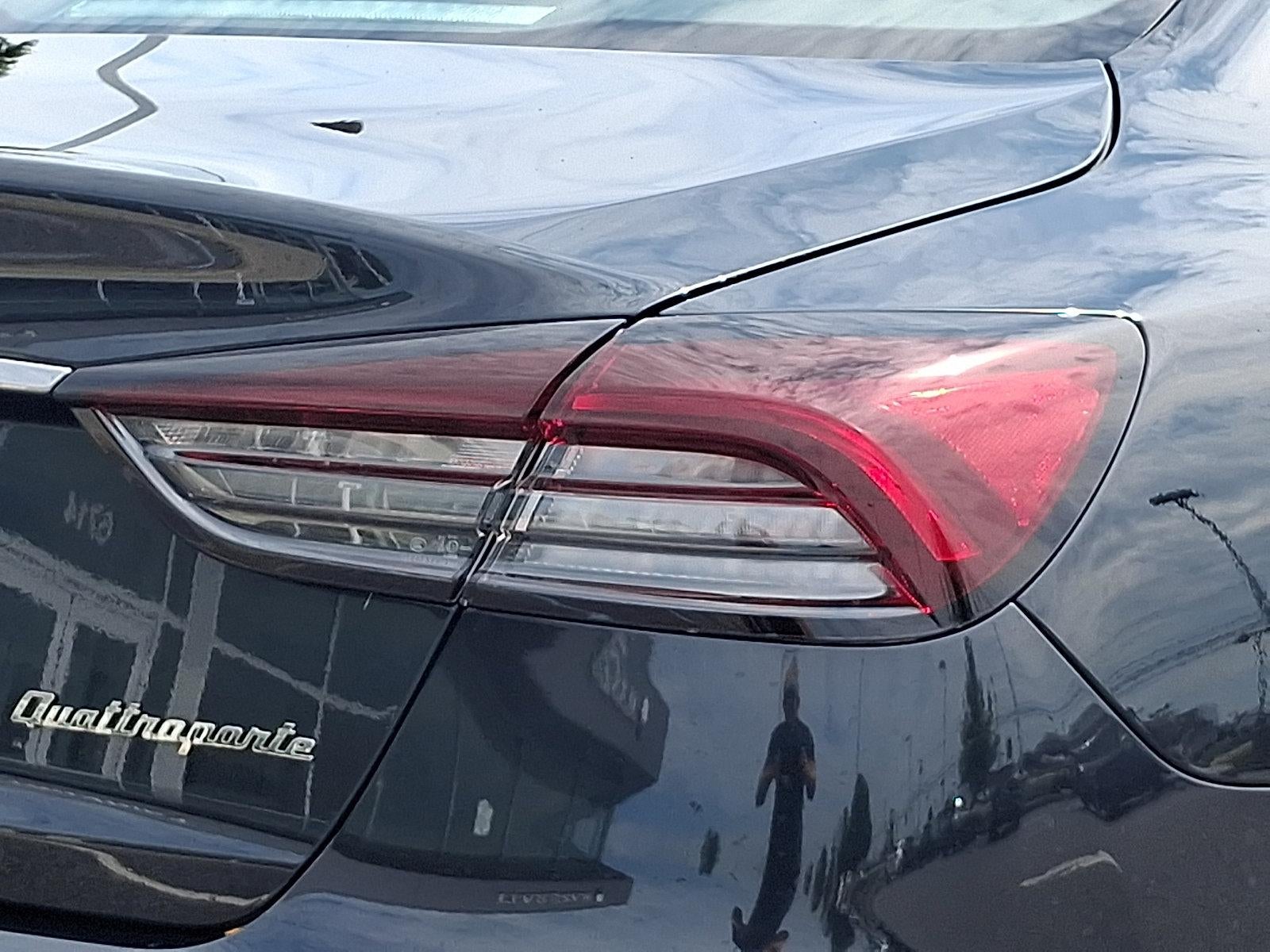 2023 Maserati Quattroporte Modena Q4 AWD