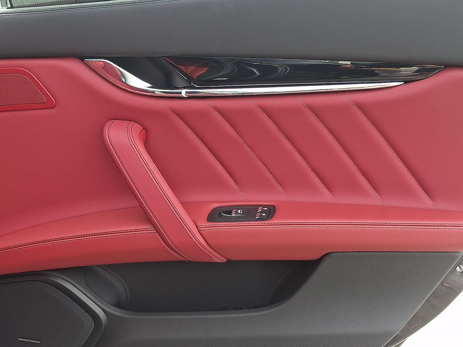 2023 Maserati Quattroporte Modena Q4 AWD