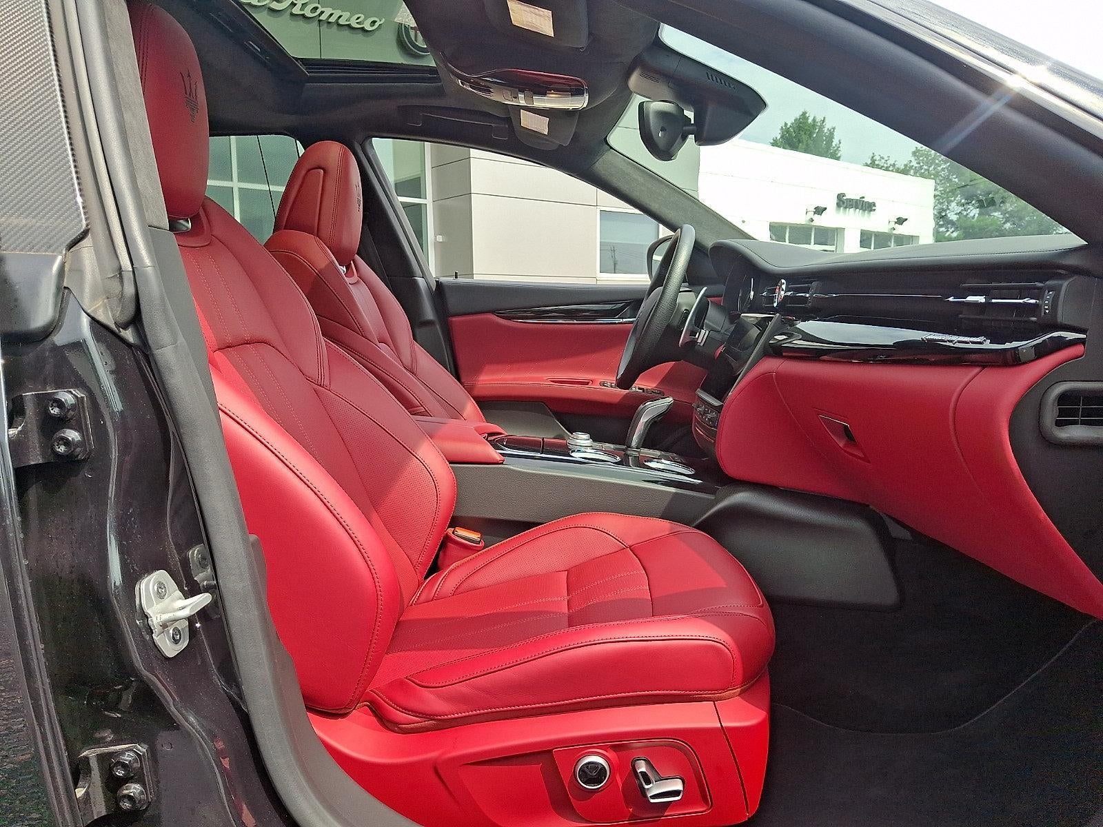 2023 Maserati Quattroporte Modena Q4 AWD