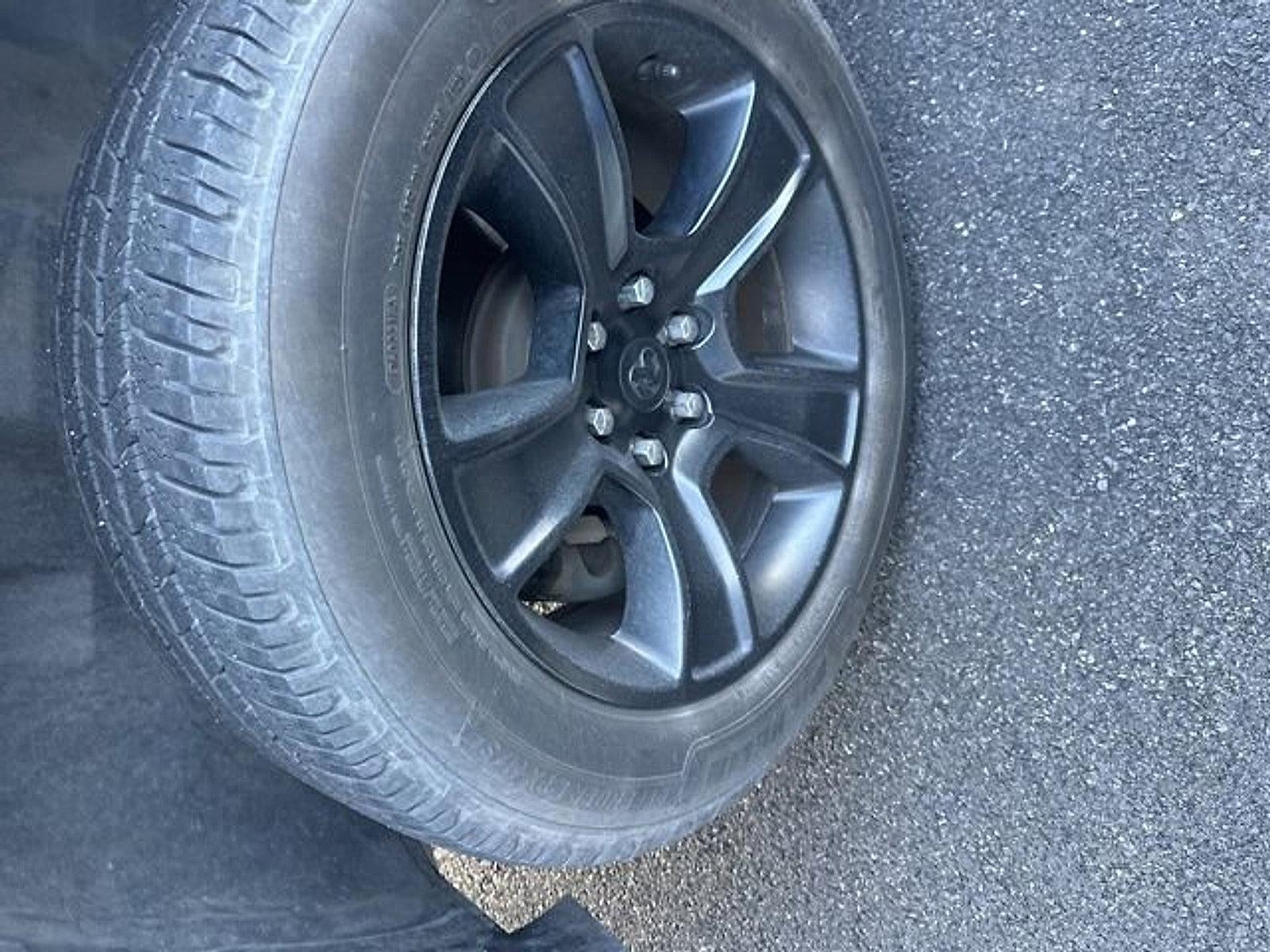 2021 RAM 1500 Big Horn 4x4 Crew Cab 5'7" Box