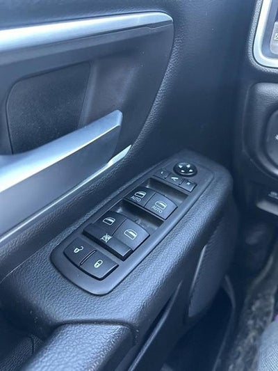 2021 RAM 1500 Big Horn 4x4 Crew Cab 5'7" Box