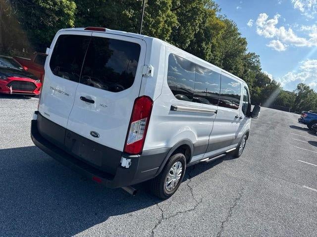 2023 Ford Transit Passenger Wagon T-350 148" Low Roof XLT RWD