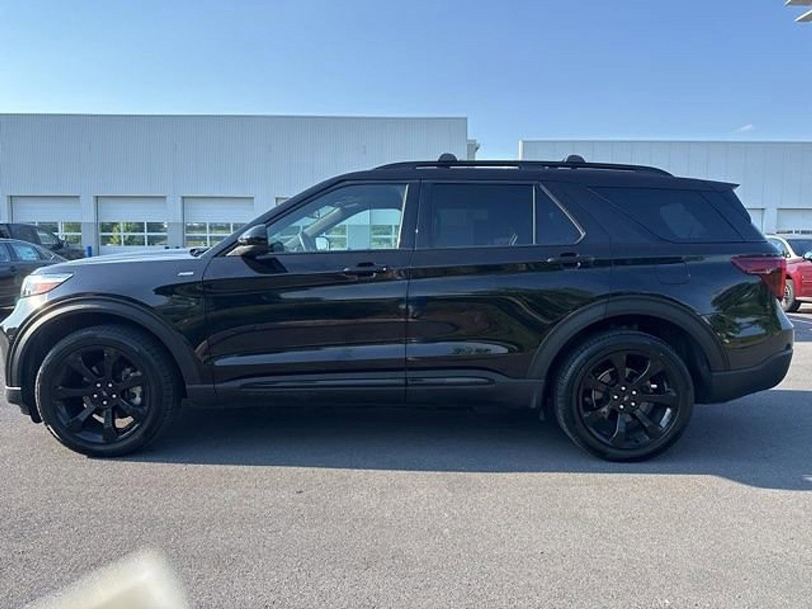 2022 Ford Explorer ST-Line 4WD