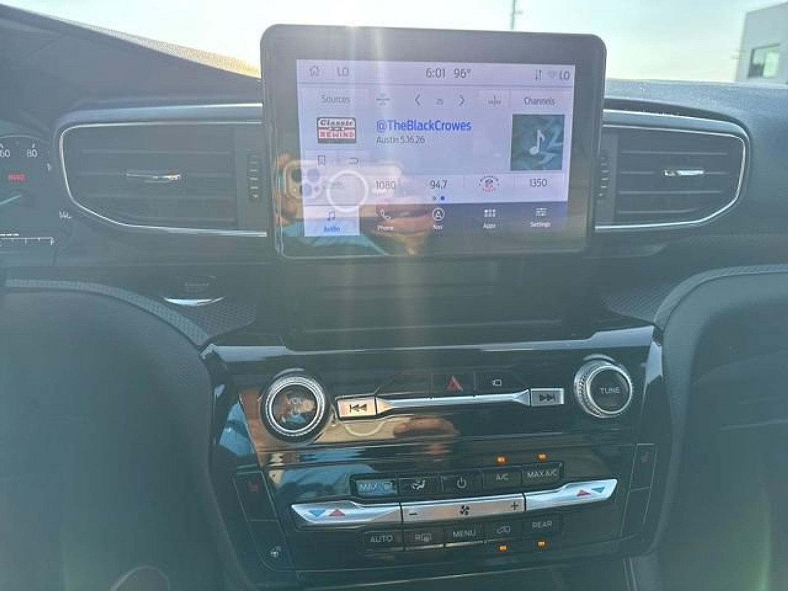 2022 Ford Explorer ST-Line 4WD
