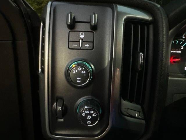 2016 Chevrolet Silverado 2500 HD Crew Cab Long Box 4-Wheel Drive LT