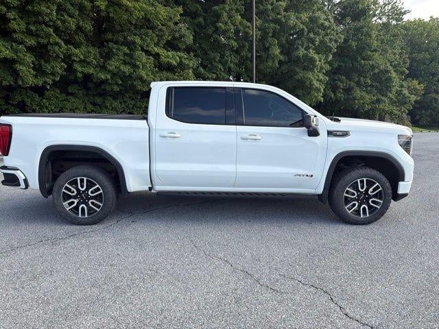 2023 GMC Sierra 1500 Crew Cab Short Box 4-Wheel Drive AT4