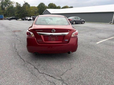 2013 Nissan Altima 4dr Sdn I4 2.5 S