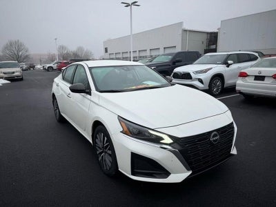2023 Nissan Altima 2.5 SV AWD Sedan