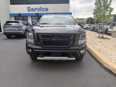 2024 Nissan Titan 4x4 Crew Cab PRO-4X