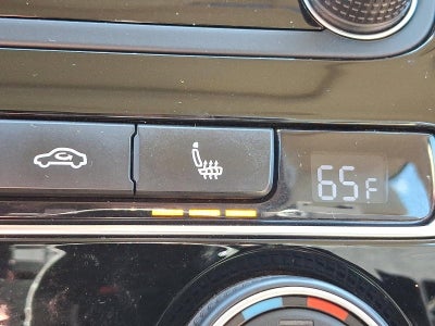 2017 Volkswagen Passat 1.8T SEL Premium Auto