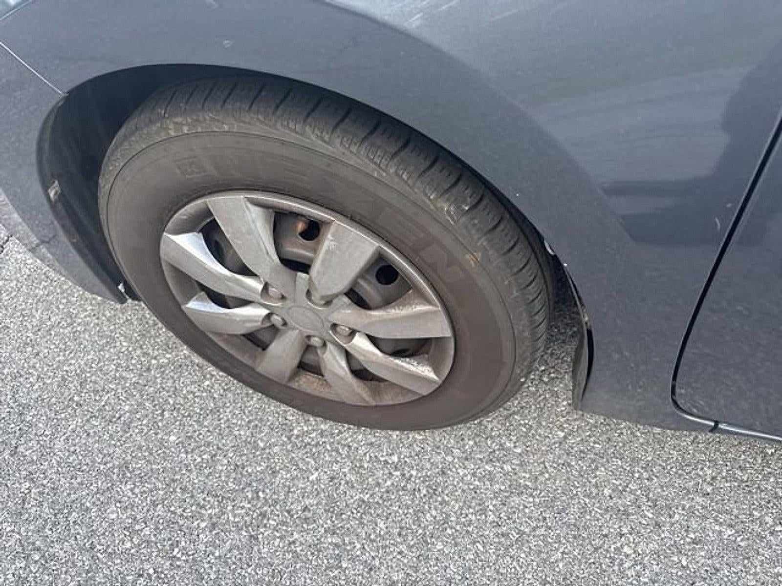 2015 Toyota Corolla 4dr Sdn CVT Auto LE ECO (Natl)