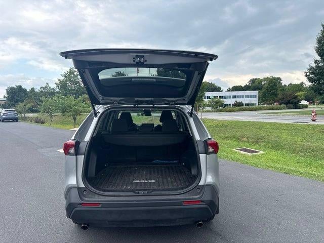 2020 Toyota RAV4 LE AWD (Natl)