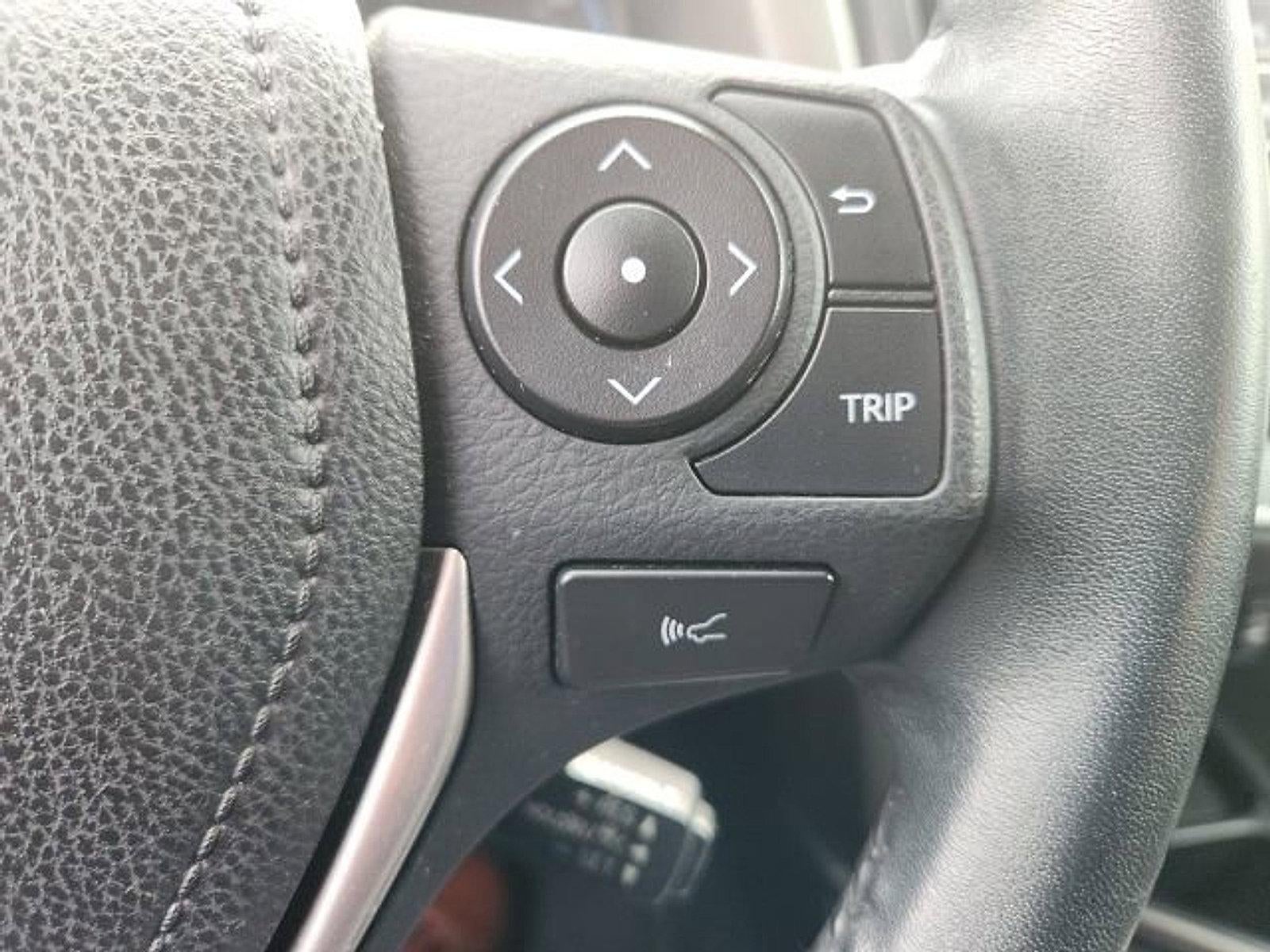 2017 Toyota RAV4 XLE AWD (Natl)