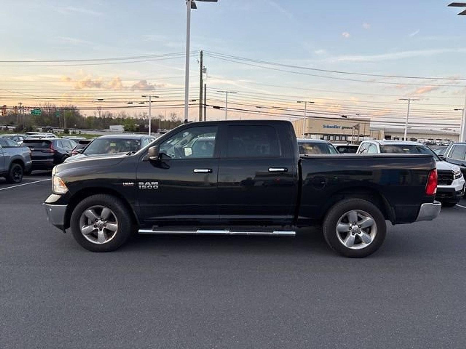 2016 RAM 1500 4WD Crew Cab 5.7 Ft Box Big Horn