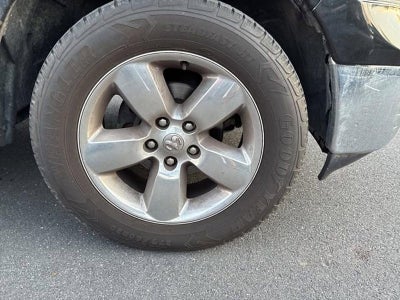 2016 RAM 1500 4WD Crew Cab 5.7 Ft Box Big Horn