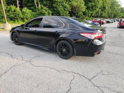 2020 Toyota Camry SE Auto AWD (Natl)