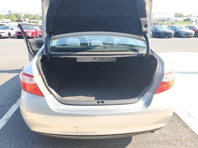 2015 Toyota Camry 4dr Sdn I4 Auto LE (SE)